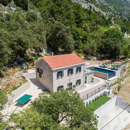 Paulina 公寓 泽斯特拉格