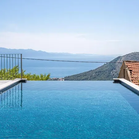 Paulina アパート